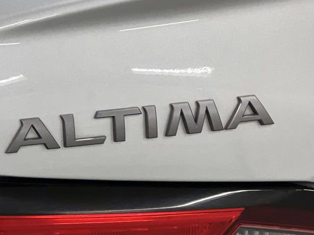Used 2024 Nissan Altima 2.5 SV image 18