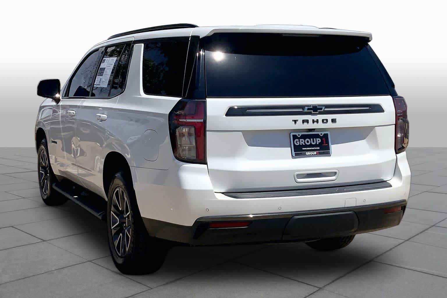 Used 2022 Chevrolet Tahoe Z71 w/ Luxury Package AWD/4WD image 12
