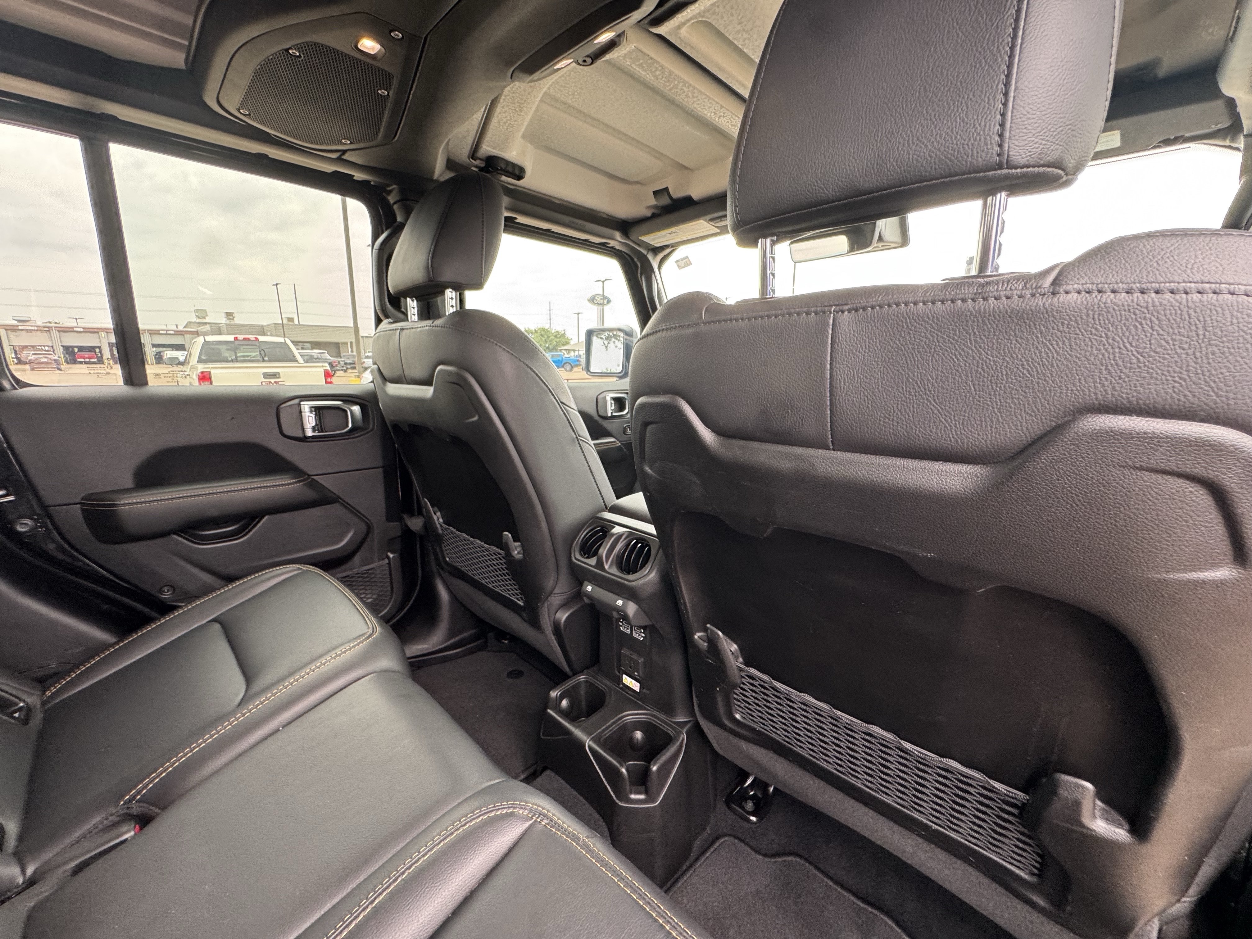 Used 2025 Jeep Gladiator Sport AWD/4WD image 31