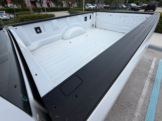 Certified 2017 Ford F250 XL w/ Power Equipment Group RWD image 18