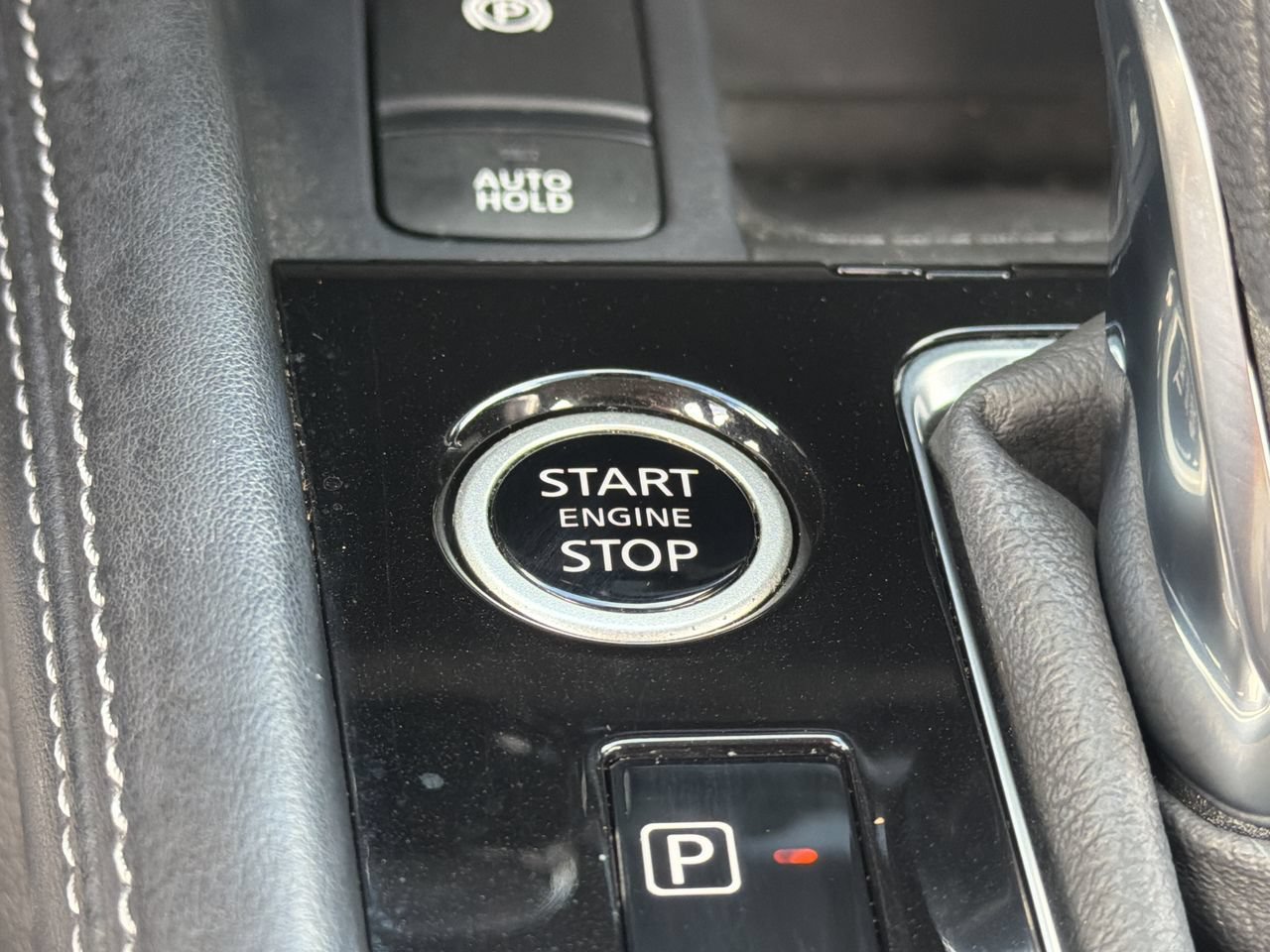 Used 2023 Nissan Kicks SR w/ SR Premium Package FWD image 26