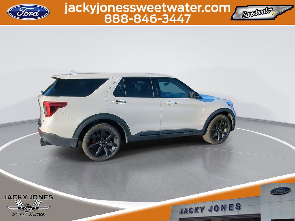Certified 2022 Ford Explorer ST w/ Equipment Group 401A image 8