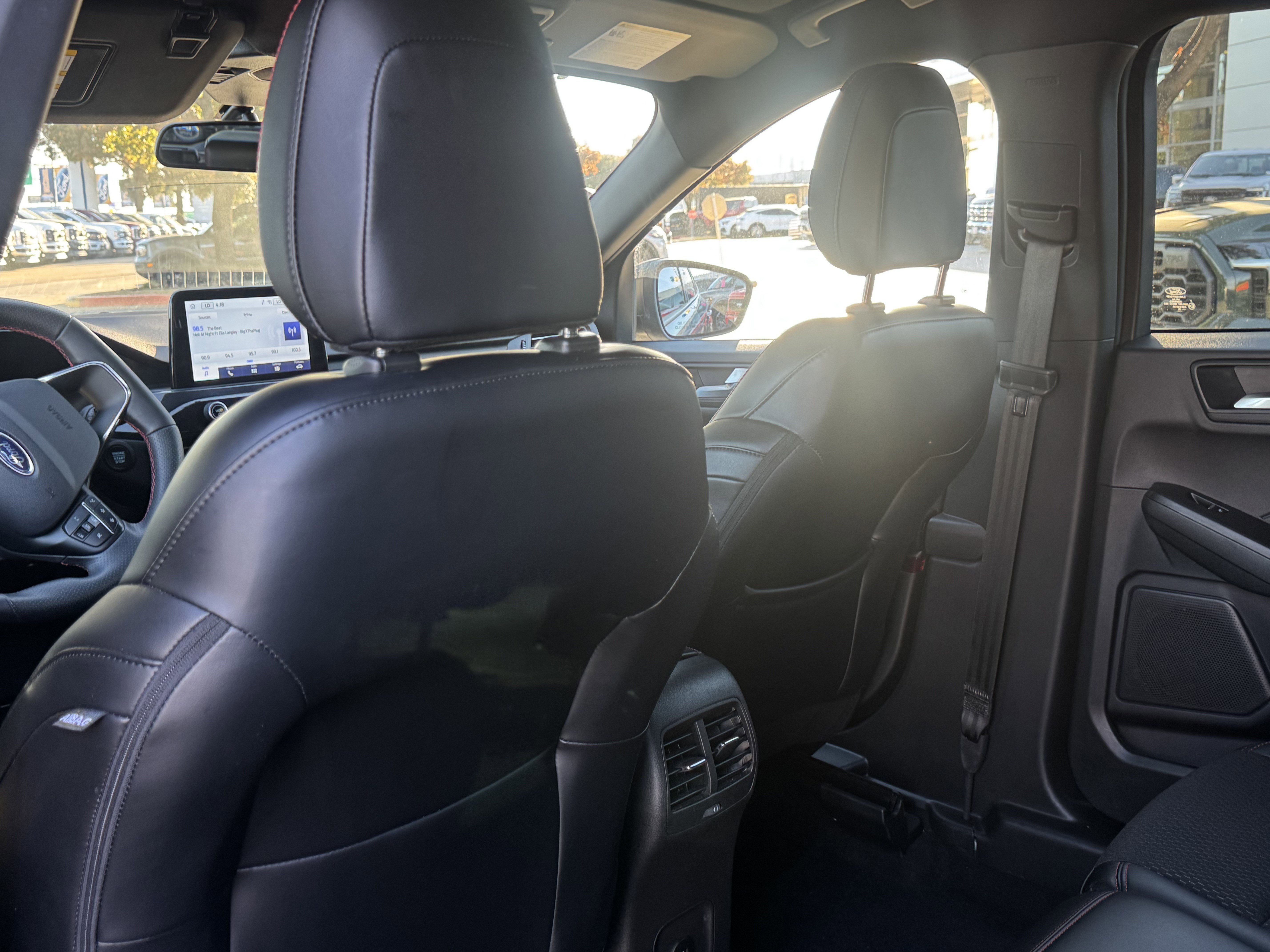 Certified 2025 Ford Escape ST-Line image 12