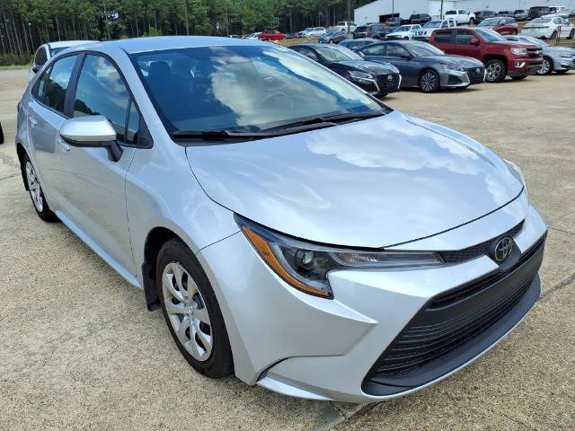 Used 2026 Toyota Corolla LE FWD image 7