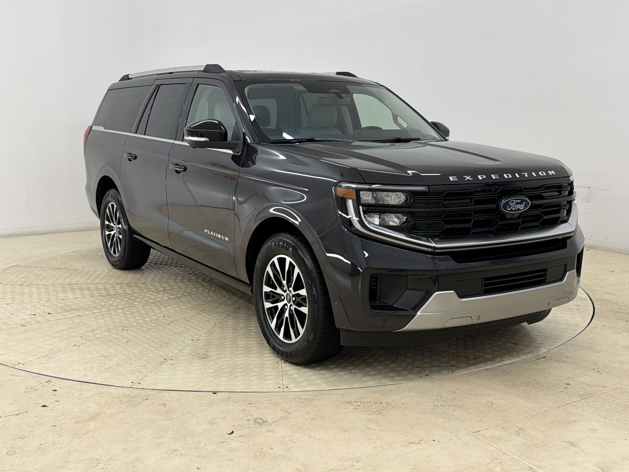 Certified 2025 Ford Expedition Max Platinum AWD/4WD image 7