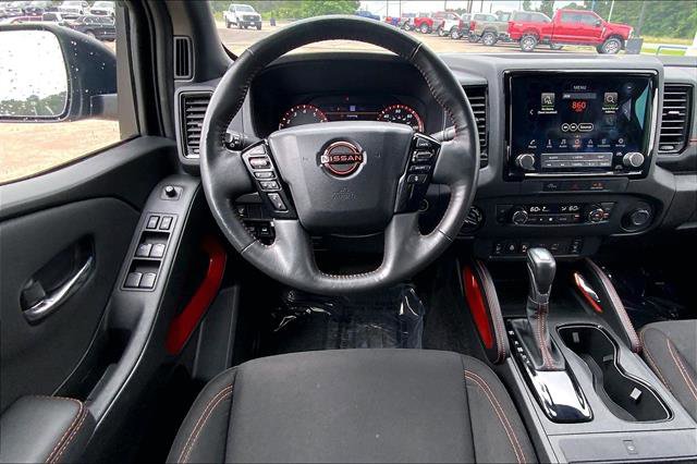 Used 2024 Nissan Frontier PRO-4X w/ Pro Convenience Package AWD/4WD image 3