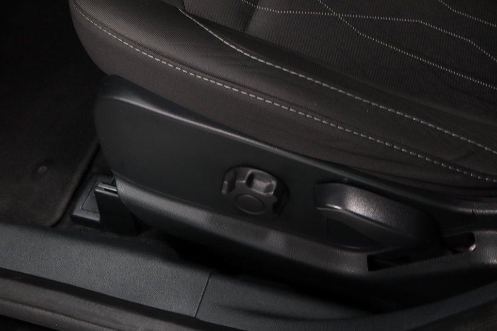 Certified 2022 Ford EcoSport SE image 22