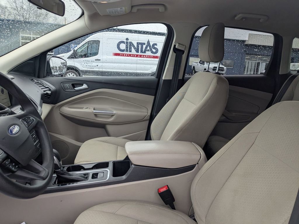 Certified 2019 Ford Escape SE image 23