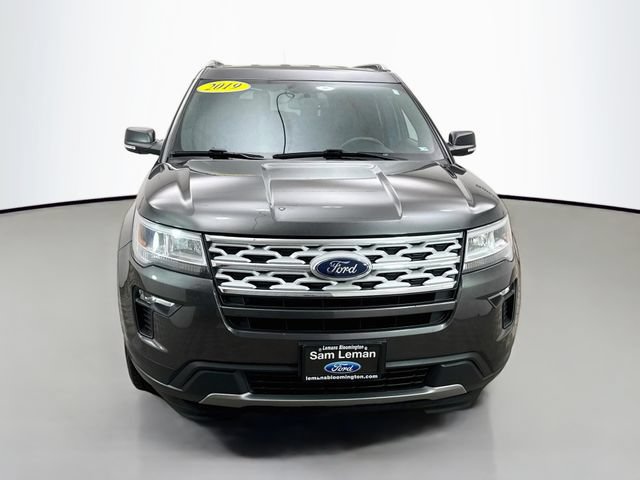 Certified 2019 Ford Explorer XLT w/ Equipment Group 201A AWD/4WD image 2
