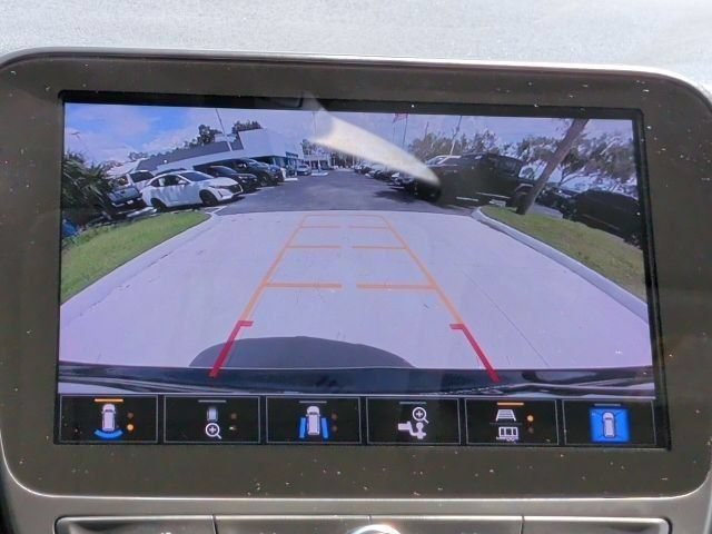 Used 2023 Chevrolet Equinox LT FWD image 22