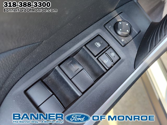 Used 2022 Toyota RAV4 LE FWD image 16