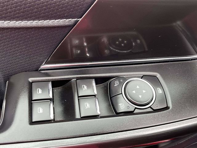 Certified 2022 Ford F150 XLT w/ Equipment Group 302A High image 11