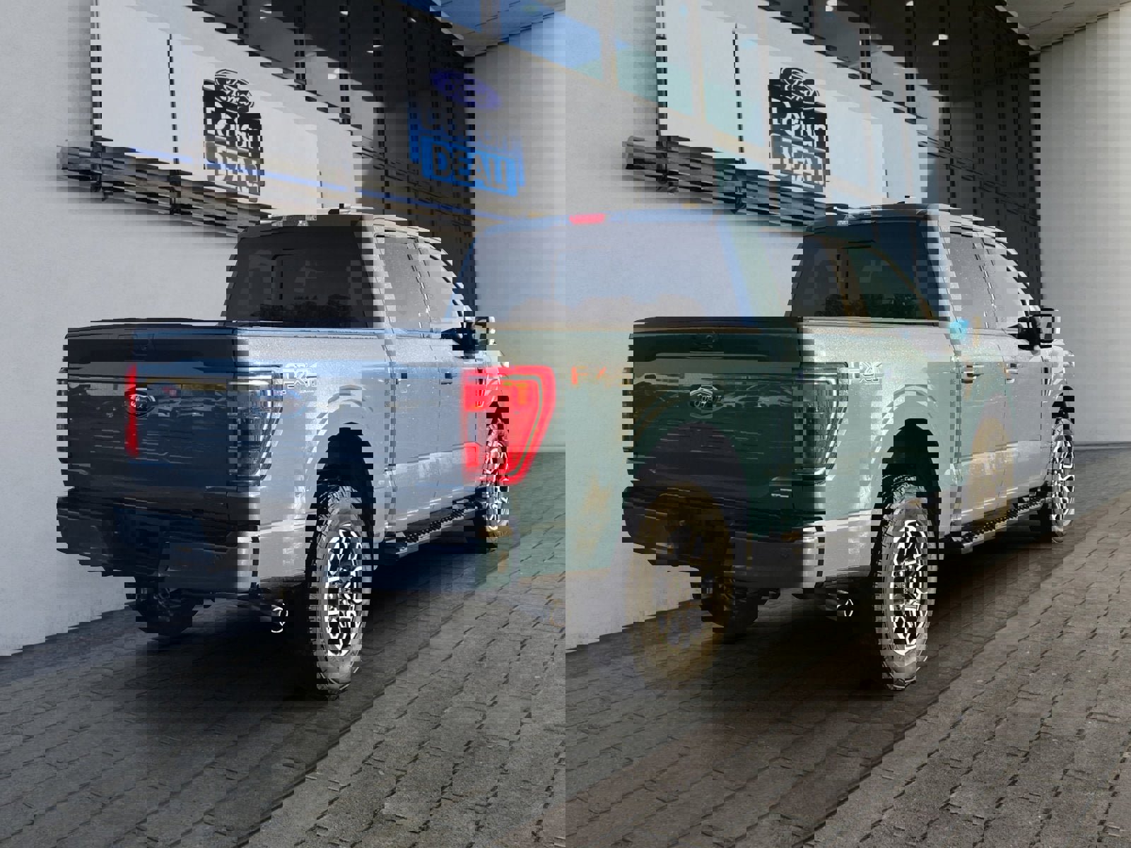 Certified 2023 Ford F150 XLT w/ Equipment Group 302A High image 5