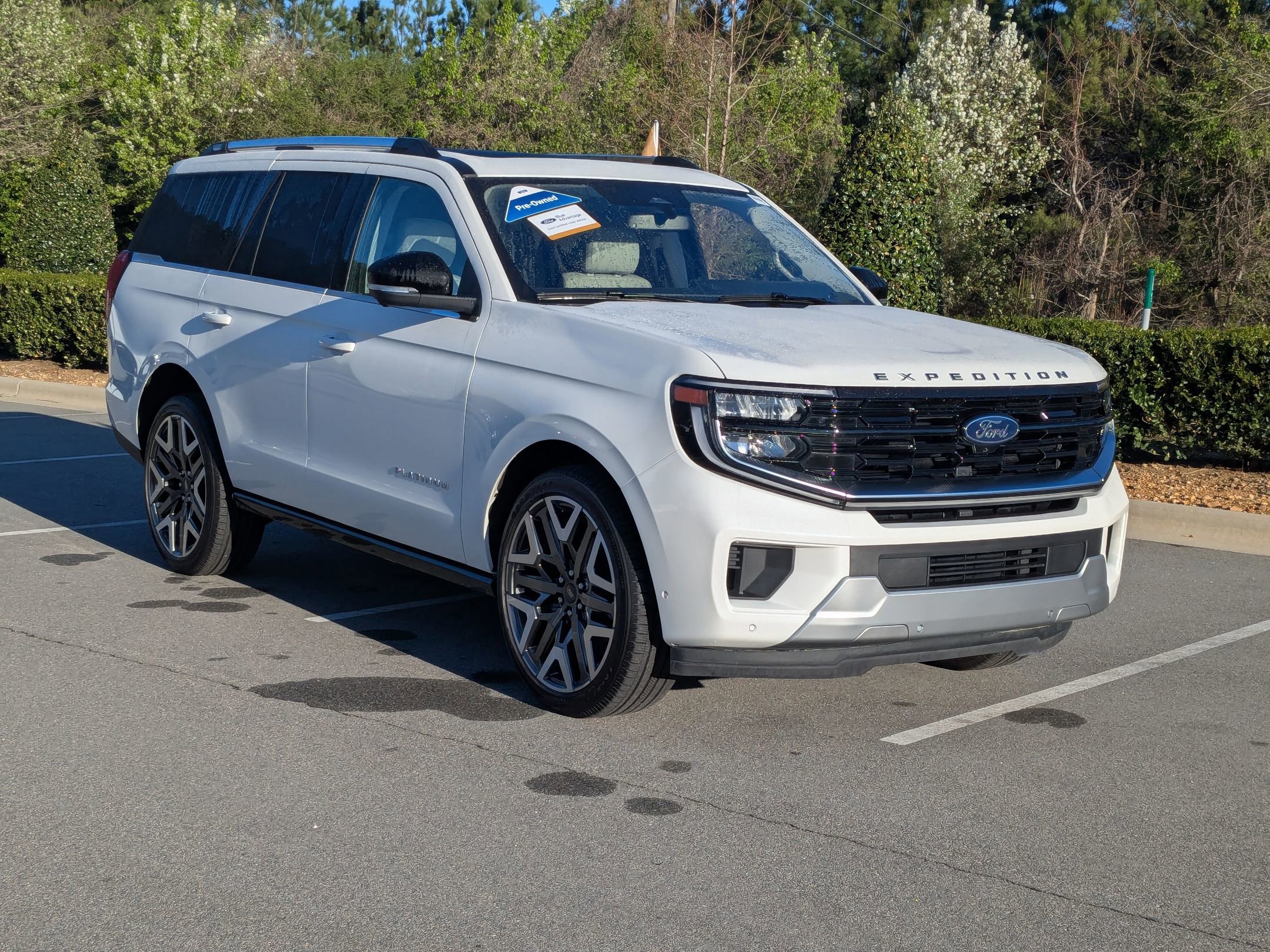 Certified 2025 Ford Expedition Platinum w/ Platinum Ultimate Package image 8