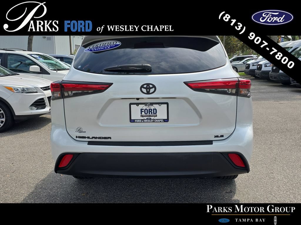 Used 2022 Toyota Highlander XLE FWD image 5