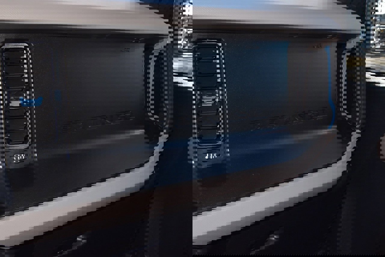 Certified 2023 Ford Bronco Wildtrak image 39