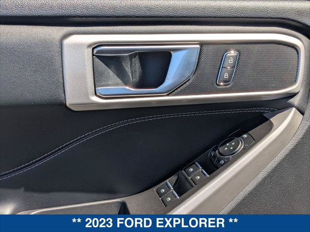 Certified 2023 Ford Explorer XLT w/ Equipment Group 202A RWD image 11