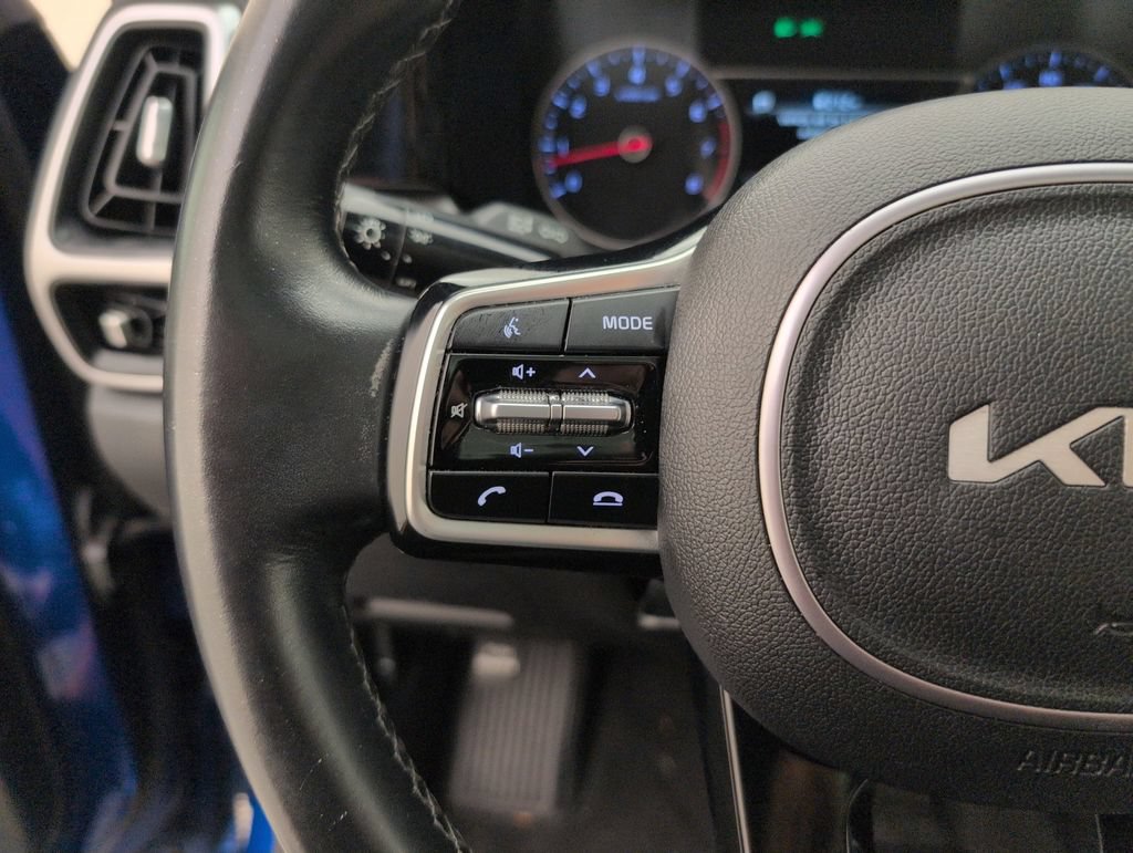 Used 2022 Kia Sorento S w/ Panoramic Sunroof Package FWD image 38