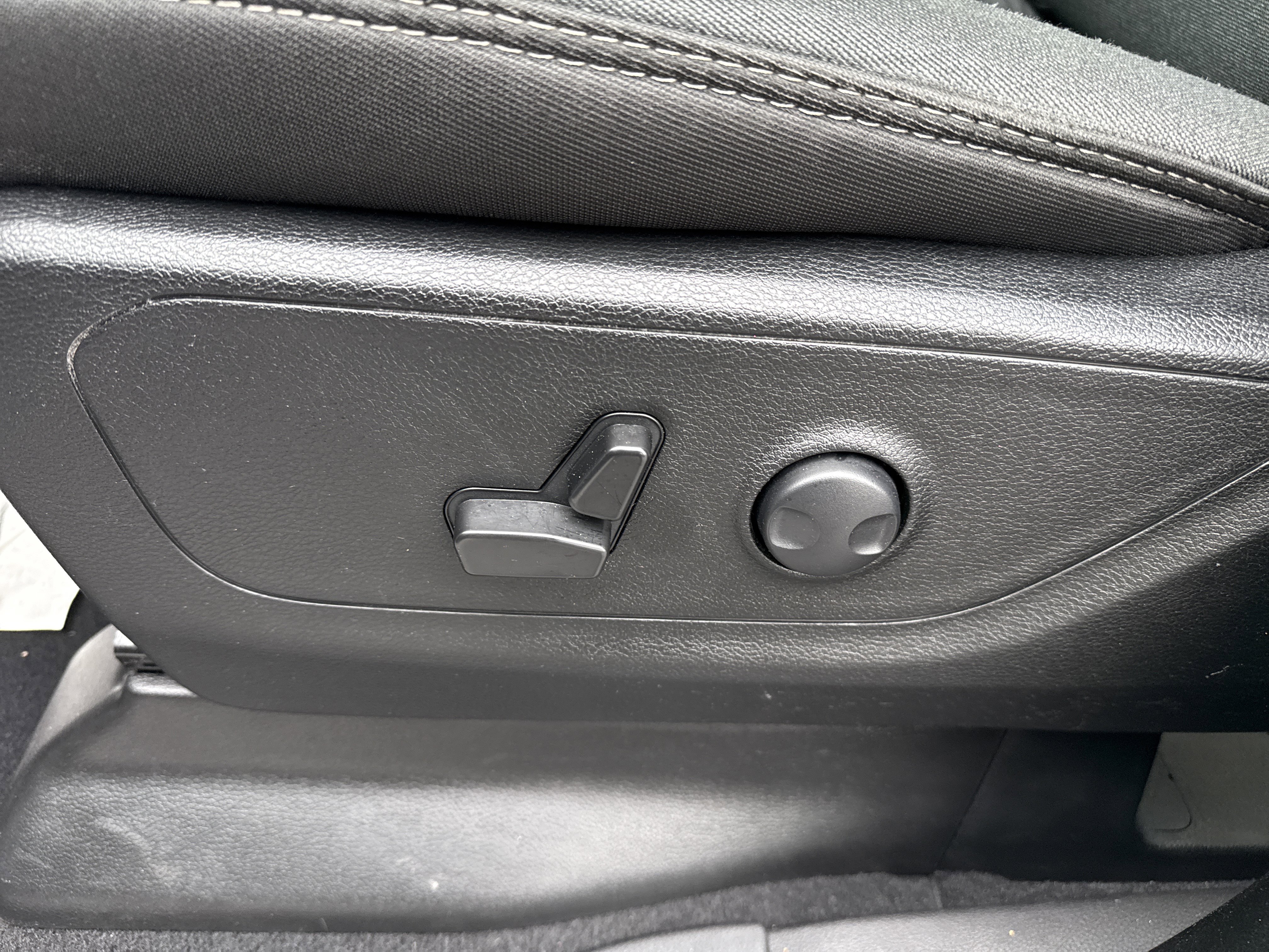 Used 2025 RAM 1500 Big Horn AWD/4WD image 18