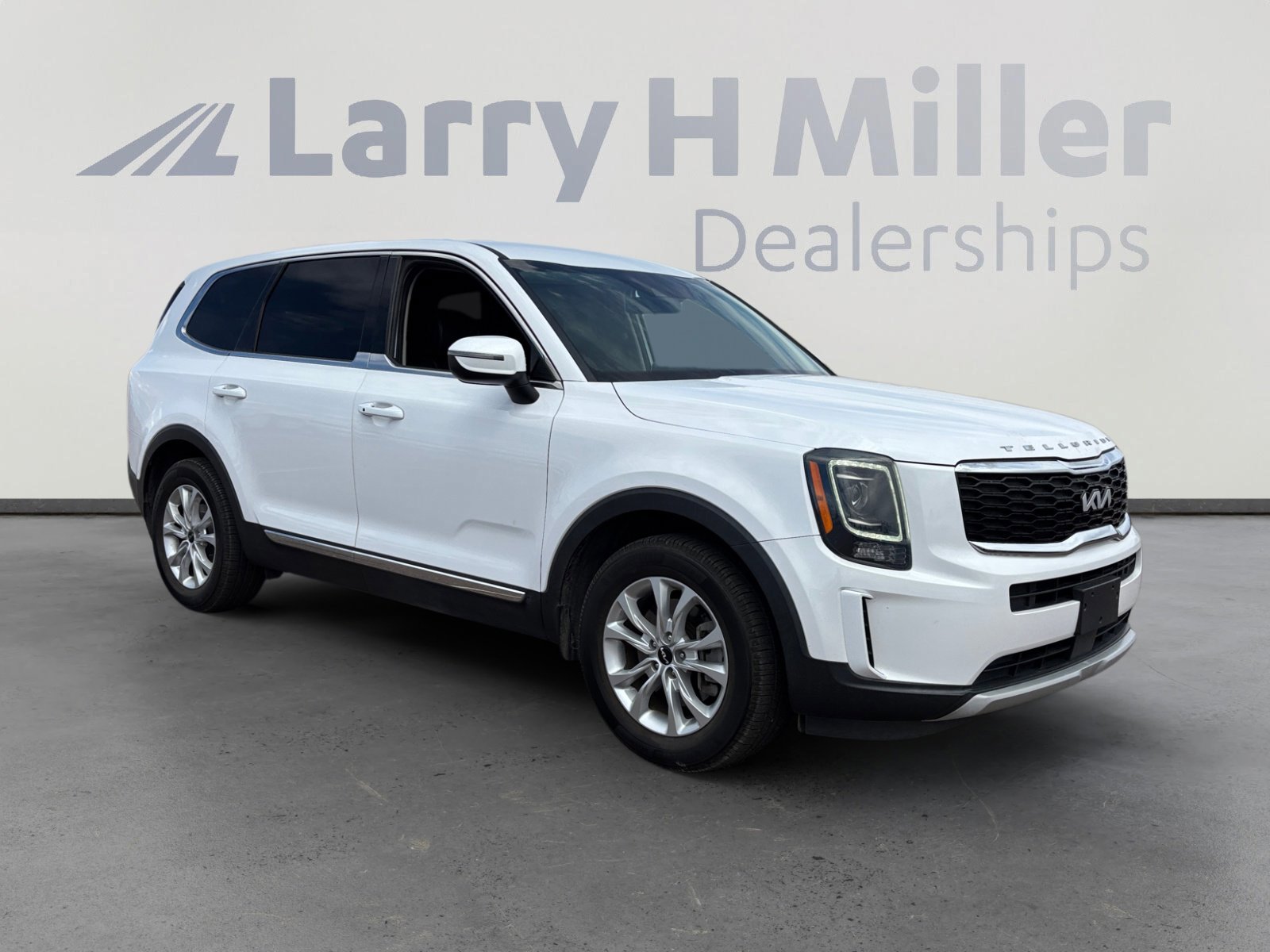Used 2022 Kia Telluride LX image 7