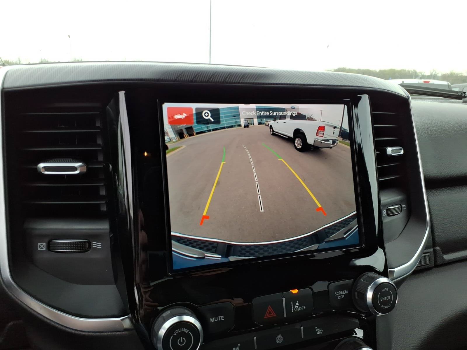 Used 2025 RAM 1500 Big Horn AWD/4WD image 22