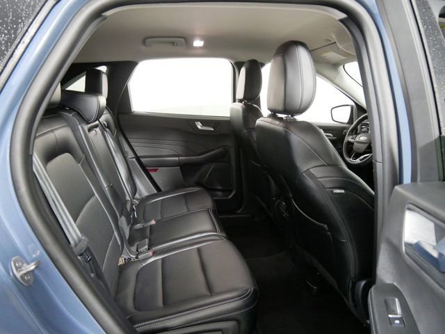 Certified 2025 Ford Escape Platinum image 11