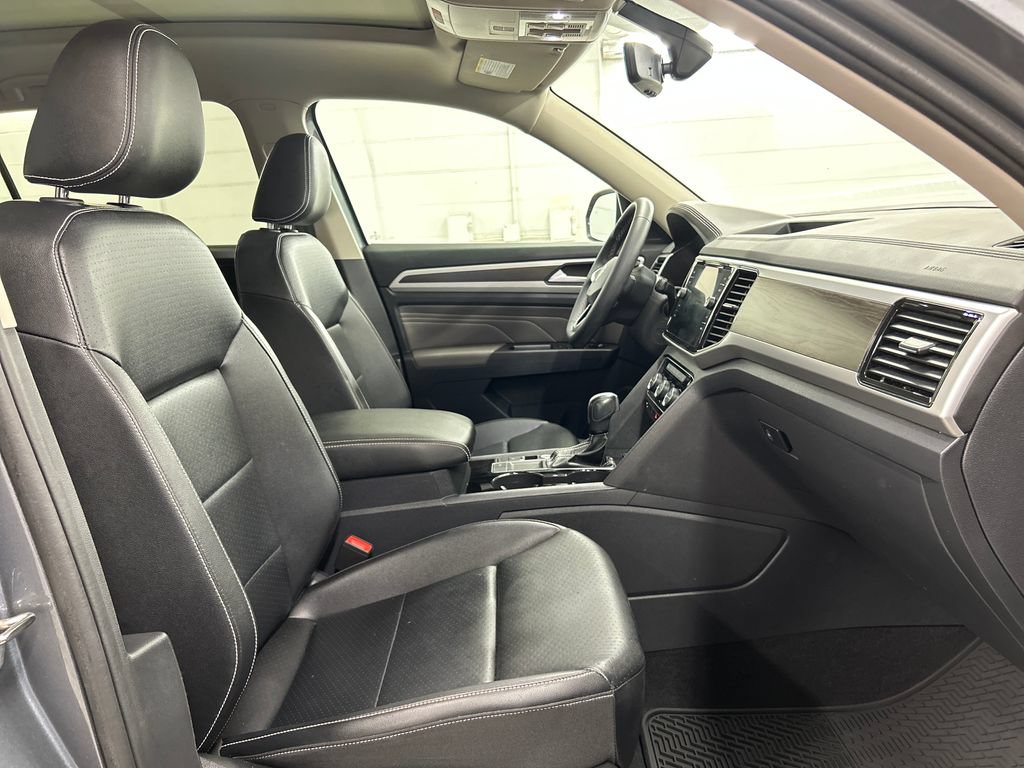 Used 2022 Volkswagen Atlas SE FWD image 16