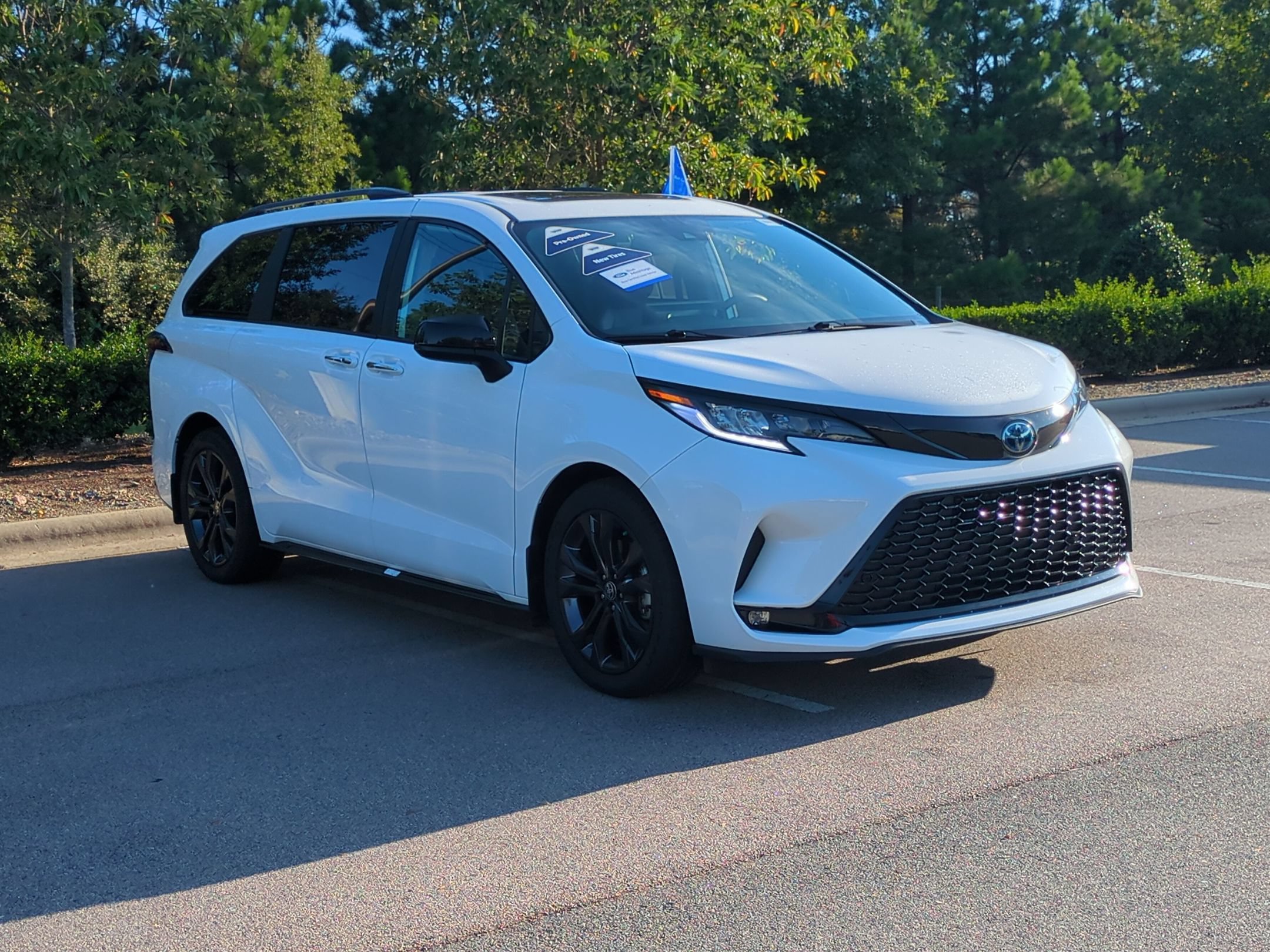 Used 2025 Toyota Sienna XSE