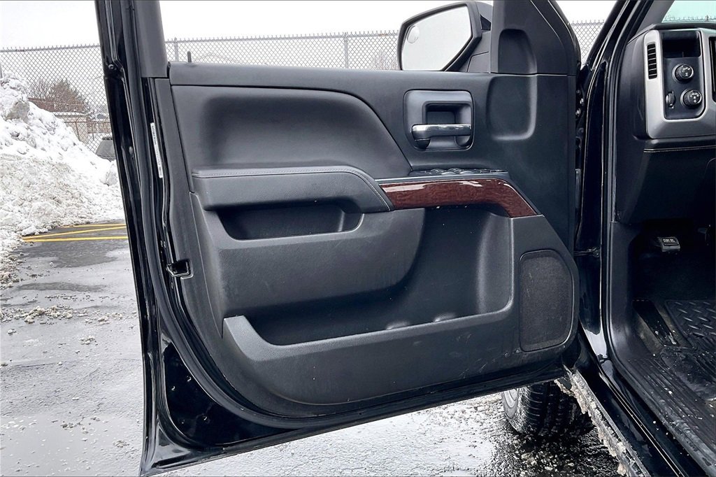 Used 2018 GMC Sierra 1500 SLE w/ SLE Value Package image 20