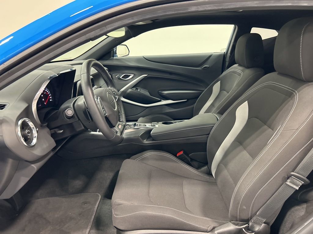Used 2023 Chevrolet Camaro SS RWD image 11