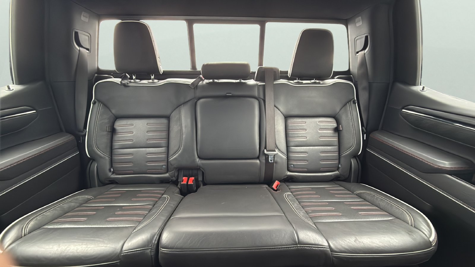 Used 2024 GMC Sierra 1500 AT4X AWD/4WD image 25