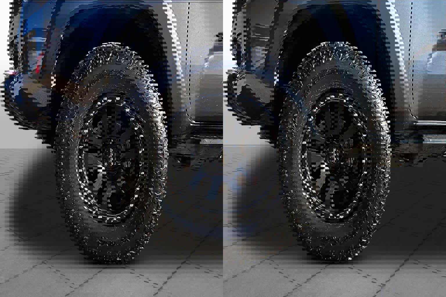 Used 2020 Toyota Tacoma TRD Off-Road AWD/4WD image 12