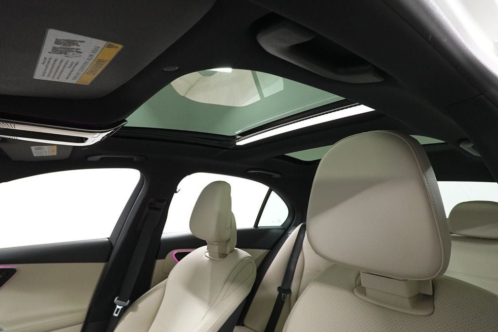 Used 2025 Mercedes-Benz C 300 4MATIC Sedan image 25