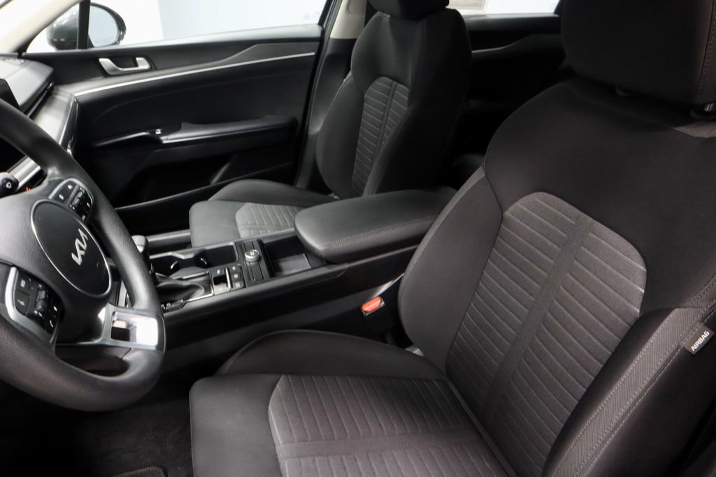 Used 2025 Kia K5 LXS image 23