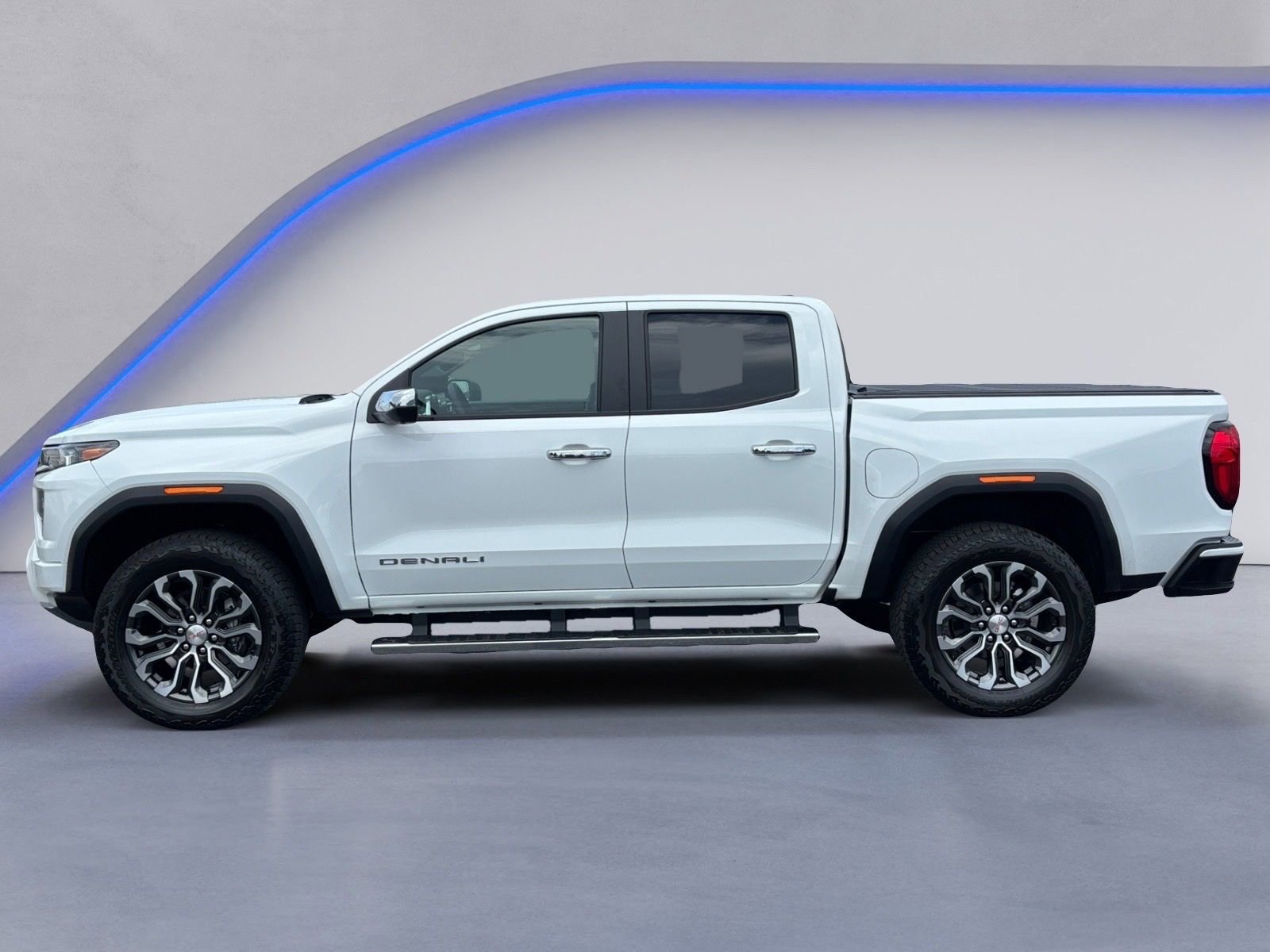 Used 2026 GMC Canyon Denali AWD/4WD image 7