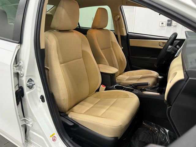 Used 2018 Toyota Corolla LE image 31