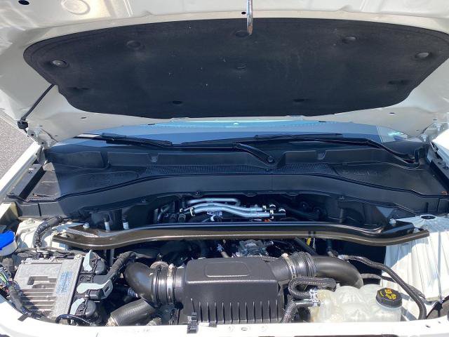 Certified 2022 Ford Explorer Platinum w/ Equipment Group 601A AWD/4WD image 9