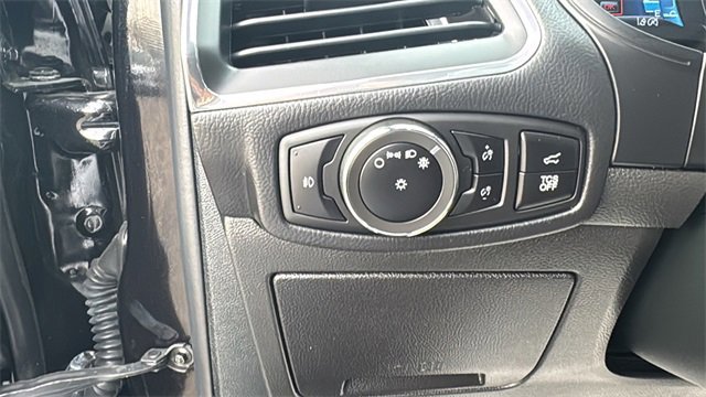 Certified 2024 Ford Edge Titanium w/ Titanium Elite Package image 18