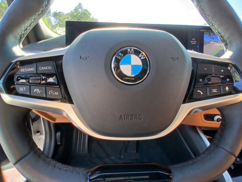 Used 2025 BMW 330i xDrive Sedan w/ M Sport Package AWD/4WD image 20