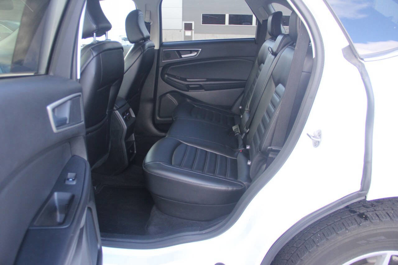 Certified 2023 Ford Edge SEL image 15