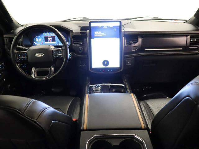 Certified 2022 Ford Expedition Platinum image 18