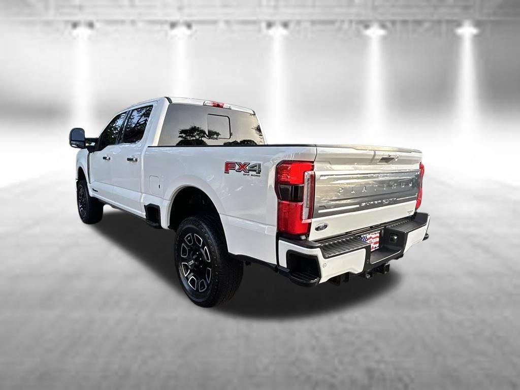 Certified 2024 Ford F250 Platinum w/ FX4 Off-Road Package AWD/4WD image 7