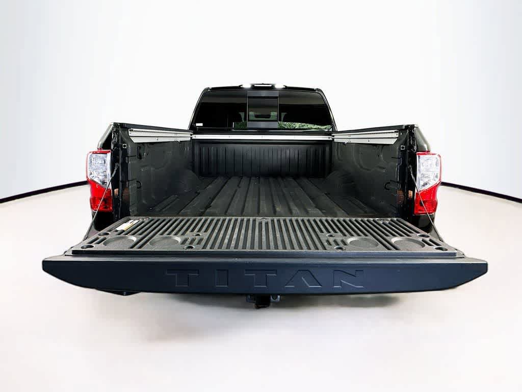 Used 2024 Nissan Titan SV w/ SV Convenience Package AWD/4WD image 21