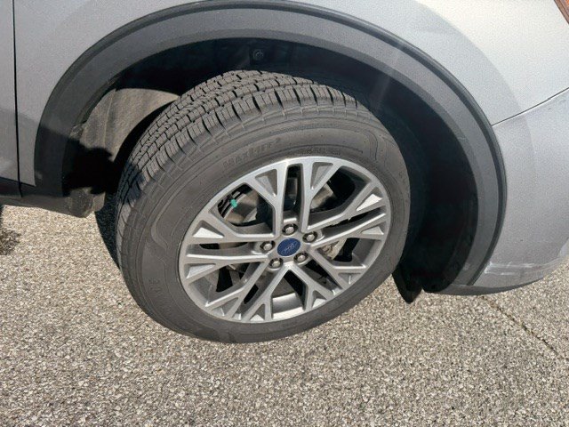 Certified 2022 Ford Escape SEL AWD/4WD image 37