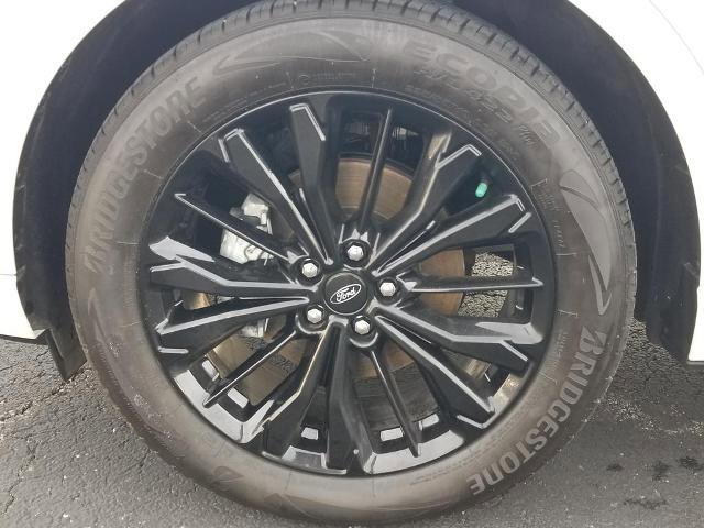 Certified 2023 Ford Escape ST-Line Elite w/ Class II Trailer Tow Package image 29