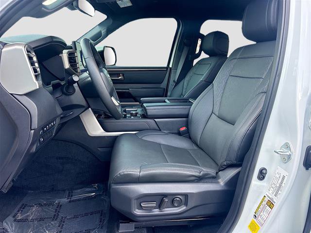 Used 2025 Toyota Tundra Limited AWD/4WD image 23