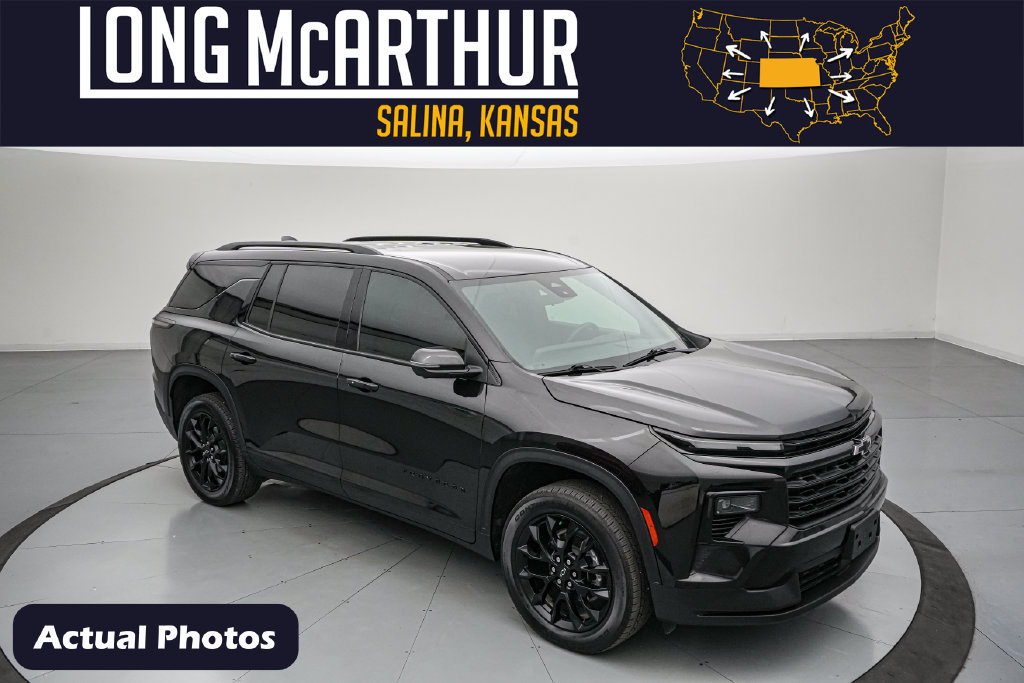 Used 2026 Chevrolet Traverse LT w/ Midnight/Sport Edition AWD/4WD image 1