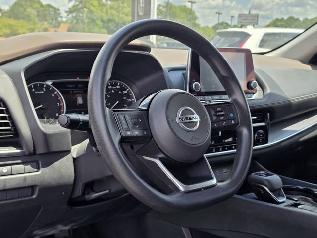 Used 2021 Nissan Rogue SV FWD image 23