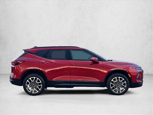 Used 2025 Chevrolet Blazer RS FWD video 4