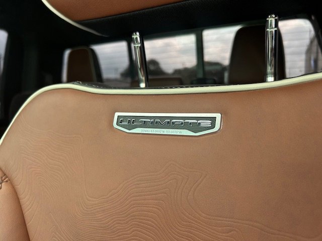 Used 2024 GMC Sierra 2500 Denali Ultimate AWD/4WD image 14